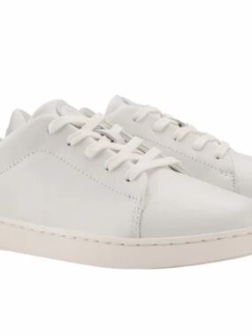 OluKai Women’s Pehuea Li ‘Ili Bright White Lace Up Shoes, Size 7